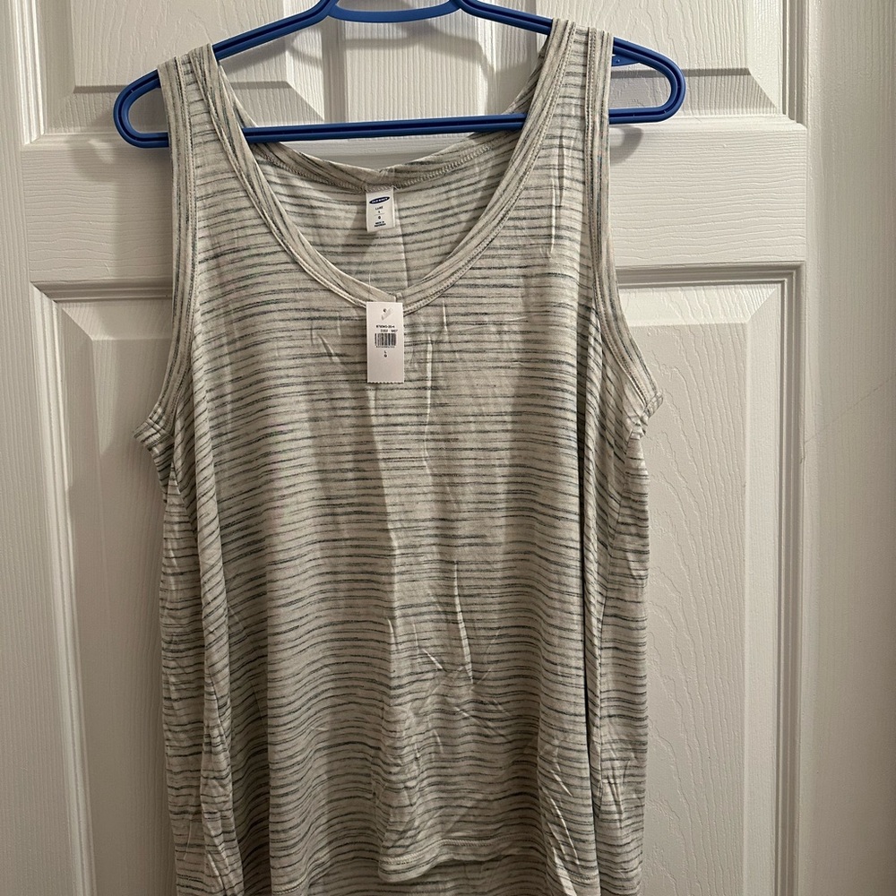 Old Navy Tank size large